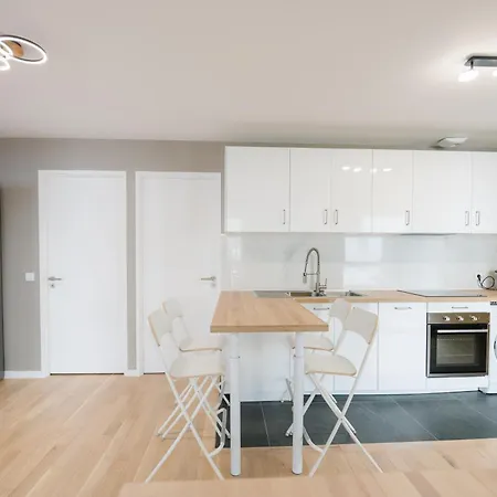 Appartement Confort Absolu A ,superbe Renove 7 Avec Salles De Bain Privatives