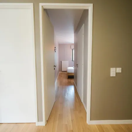 Appartement Confort Absolu A ,superbe Renove 7 Avec Salles De Bain Privatives