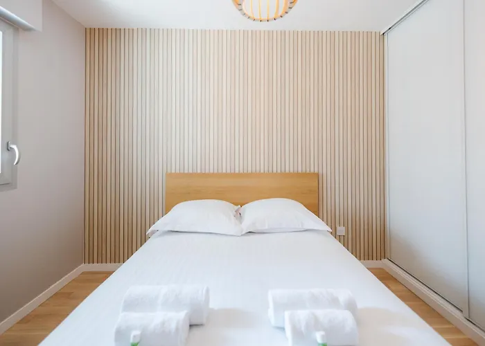 Διαμέρισμα Confort Absolu A ,superbe Renove 7 Avec Salles De Bain Privatives *