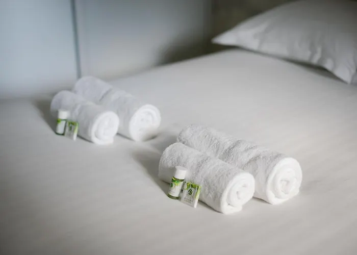 Confort Absolu A ,superbe Renove 7 Avec Salles De Bain Privatives Διαμέρισμα *