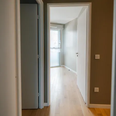 Confort Absolu A ,superbe Renove 7 Avec Salles De Bain Privatives
